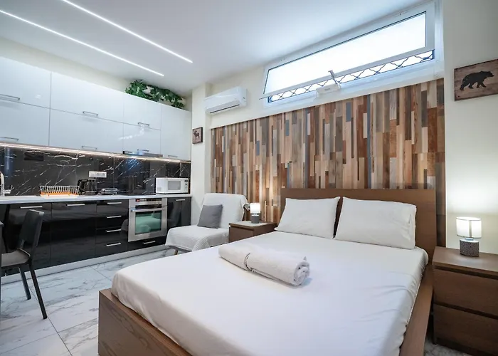 Cozy Studio At Vyronas For 2 Pers By Mps